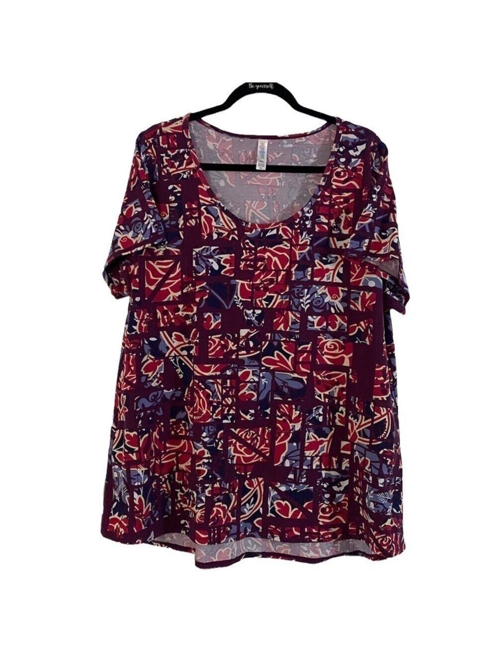 LuLaRoe Floral Hi-low Top Size 2XL Stretchy and Soft Simply Comfortable Fall